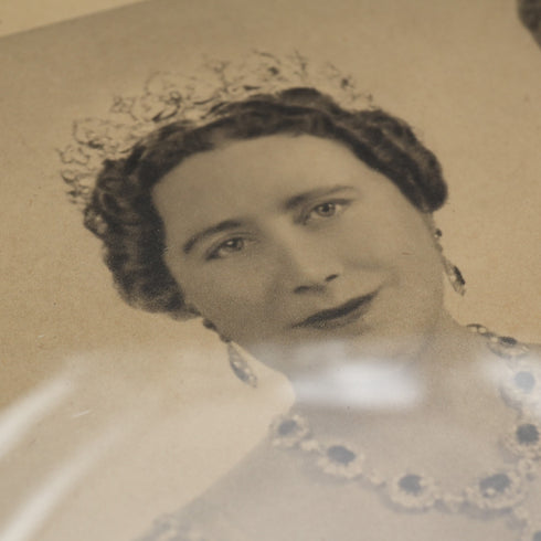1948 British Royal Family King George VI and Queen Elizabeth Silver Wedding Anniversary Framed Photo Message