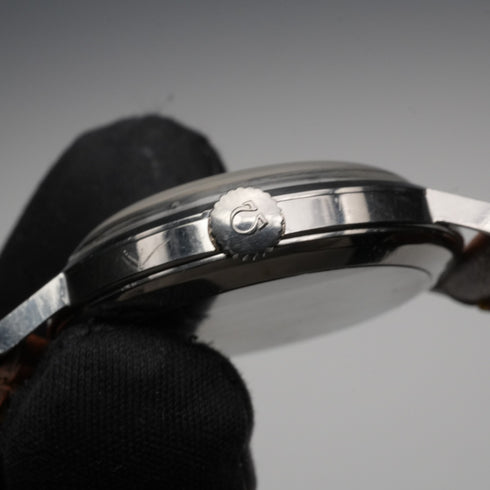 1962年頃 オメガ 紳士用 機械式腕時計 Ref121.002-62 Cal.269 ブラックダイヤル 動作良好