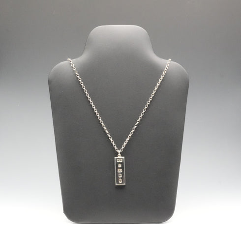 1977 British Vintage Sterling Silver Jubilee Ingot Pendant with Sterling Silver Chain Total 42.3g With Case