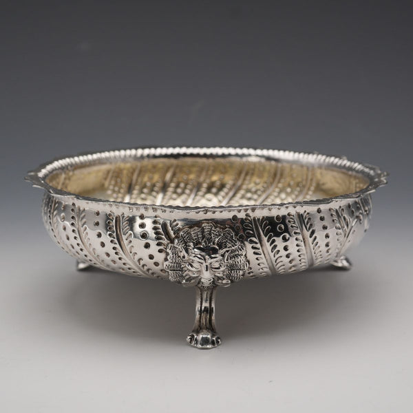 1880 British Antique Sterling Silver Footed Dish 124g Holland Son & Slater