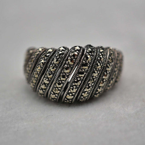 Vintage Sterling Silver & Marcasite Cluster Ring (Japan size 17)