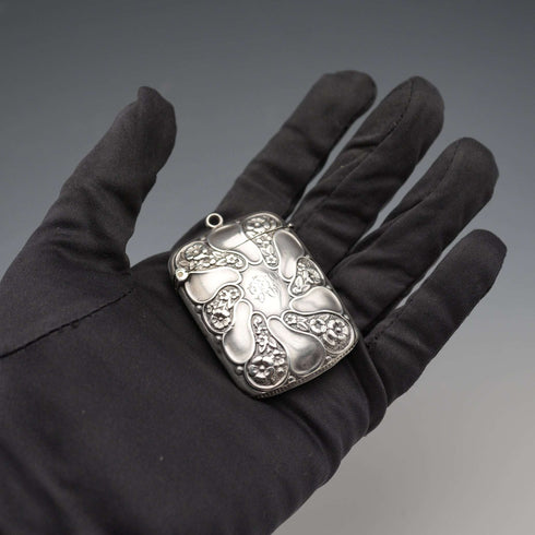 1895 Antique British Sterling Silver Vesta Case 32g Lines, Bunn & Mason