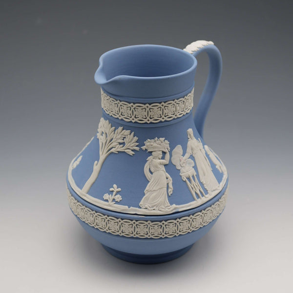1977年 英國瑋緻活(Wedgwood)浮雕玉石器(Jasperware)壺 淺藍色