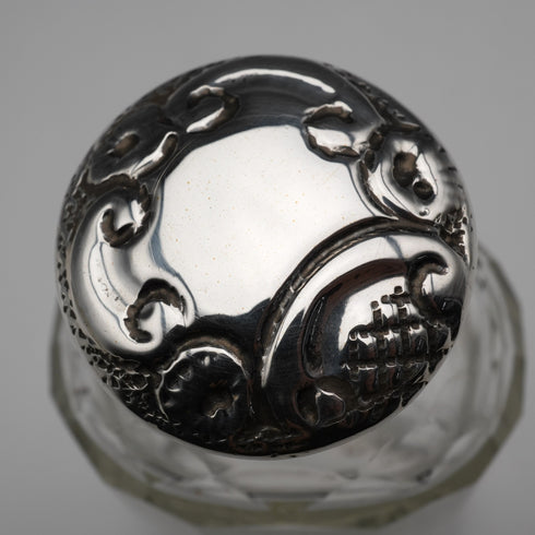 1901 English Antique Sterling Silver Lid Cut Glass Bottle