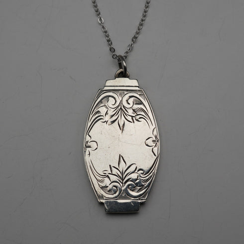 Vintage Sterling Silver Locket with Sterling Silver Necklace, Total 7.4g HB&S