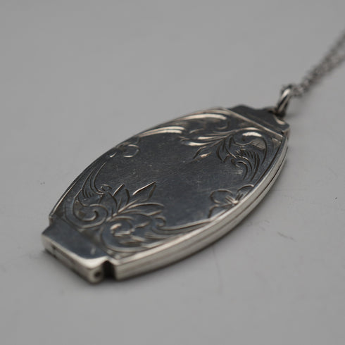 Vintage Sterling Silver Locket with Sterling Silver Necklace, Total 7.4g HB&S
