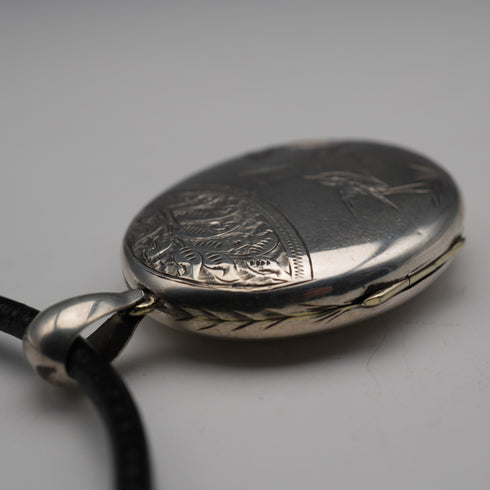 Antique Victorian Sterling Silver Locket Pendant with Leather Necklace 9.8g