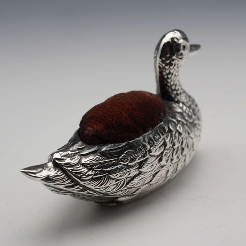 Alfiletero de plata esterlina con forma de ave acuática, antigüedad británica de 1908, W J Myatt & Co, 26 g