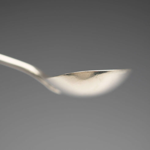 Cuchara de sal de plata de ley antigua británica de 1794, estilo Old English, Solomon Hougham, 8g