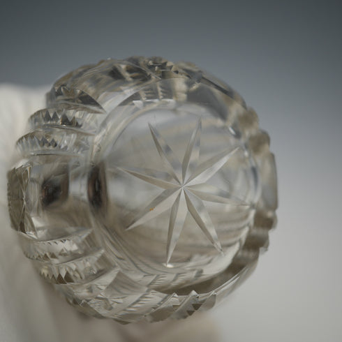 Azucarero antiguo inglés de 1907, cristal tallado y tapa de plata de ley, Robert Pringle