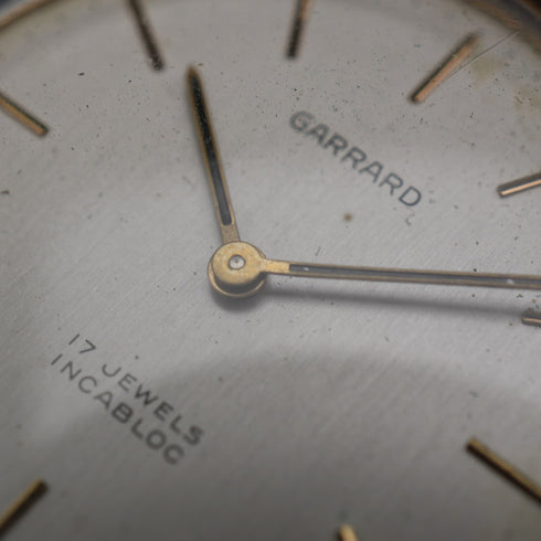 Circa 1980s Garrard men's wristwatch, gold-plated case, 17-jewel mechanical movement, in good working condition