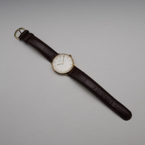 Circa 1980s Garrard men's wristwatch, gold-plated case, 17-jewel mechanical movement, in good working condition