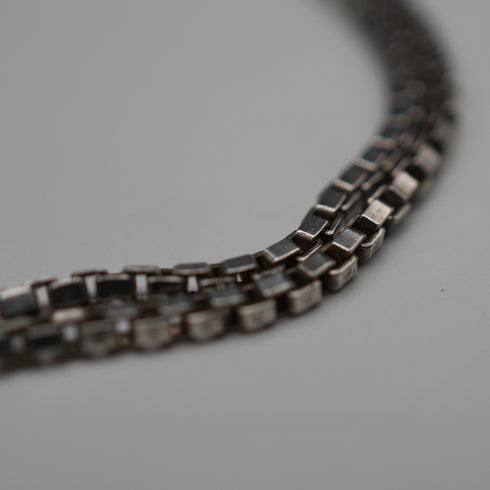 1934 British vintage sterling silver medal pendant, total 11g, with sterling silver chain, Robert Pringle