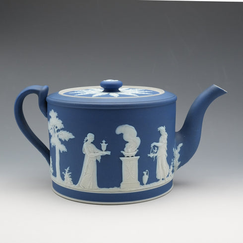 Tetera antigua de estilo tambor, Wedgwood Jasperware, Inglaterra, circa 1900