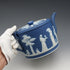Tetera antigua de estilo tambor, Wedgwood Jasperware, Inglaterra, circa 1900