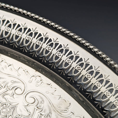 英国ヴィンテージ シルバープレート製 ピアス装飾トレイ 直径32cm Barker Ellis