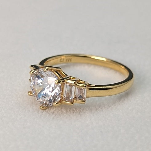 British Vintage Jewelry Cubic Zirconia Gilt Sterling Silver Ring