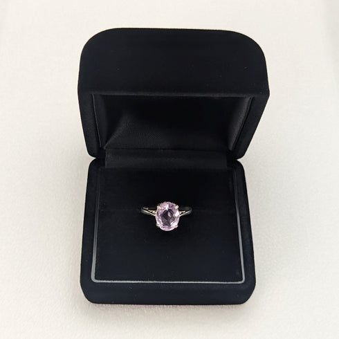 British vintage jewelry amethyst sterling silver ring (size 12-13)