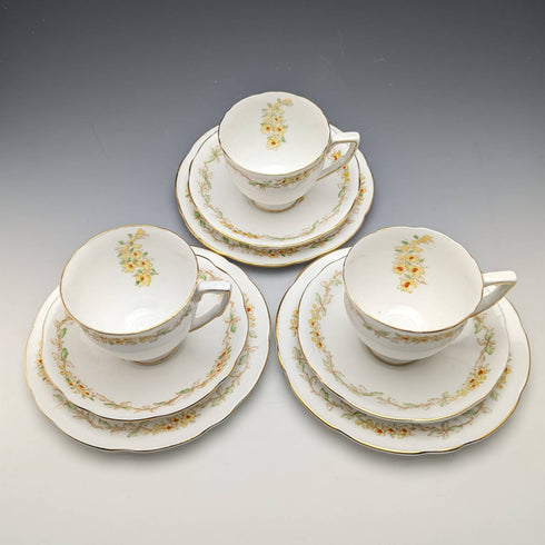 1940s British Gladstone teacup trio 3 sets
