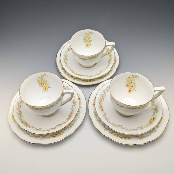 1940s British Gladstone teacup trio 3 sets