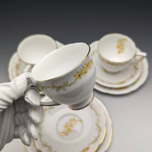 1940s British Gladstone teacup trio 3 sets