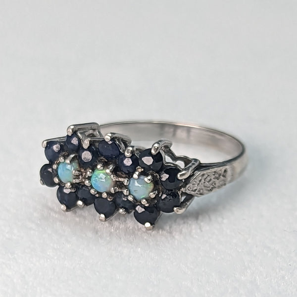 British vintage jewelry dark blue stone & opal 3-row flower silver ring (size 8-9)