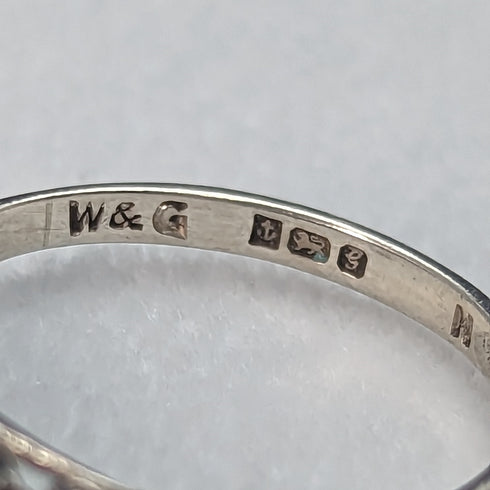 英国ヴィンテージジュエリー ダークストーン 純銀リング 指輪