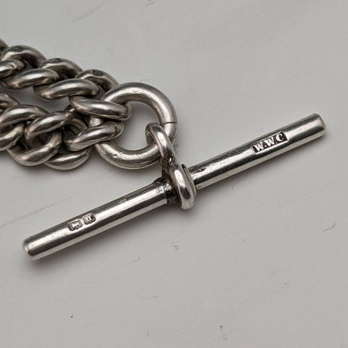 Alrededor de 1900, cadena Albert de plata esterlina antigua británica, extra gruesa de 65 g, con dije de ámbar