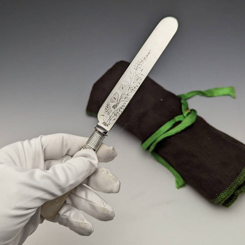 英国アンティーク 白蝶貝ハンドル デザートカトラリー 6ペアセット 布ケース入