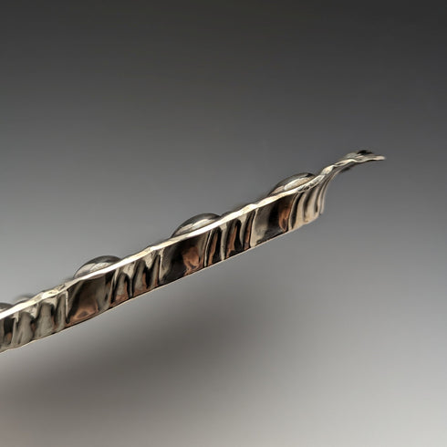 1905年 英国アンティーク 純銀 レリーフ彫刻 ドレッシングテーブルトレイ 336g Horrace Woodward