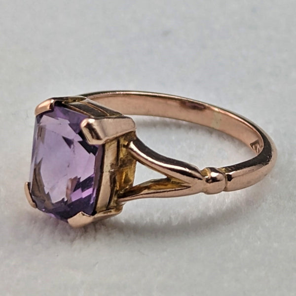 British vintage jewelry amethyst 9ct gold ring