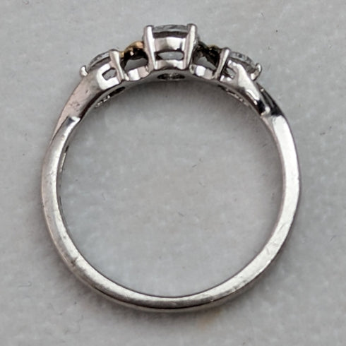 英国ヴィンテージジュエリー キュービックジルコニア 純銀&9ctゴールドリング 指輪