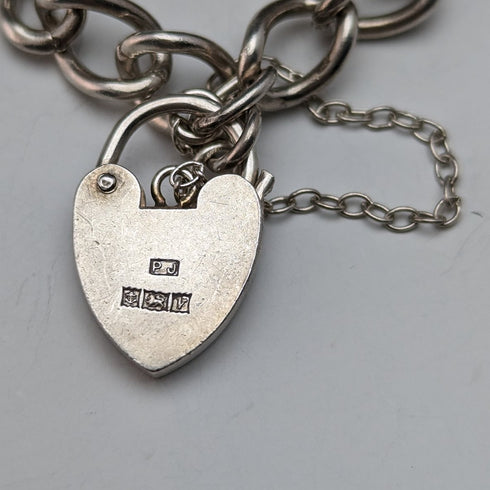 1970年 英国ヴィンテージ 純銀製 チャームブレスレット 32g