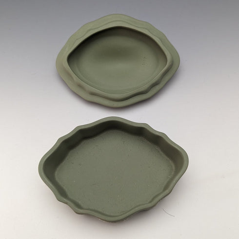 英国ヴィンテージ ウェッジウッド ジャスパーウェア製 オーバルボックス 小物入れ グリーン