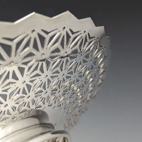 20世紀初頭 英国アンティーク シルバープレート製ディッシュ 直径27cm Mappin&Webb