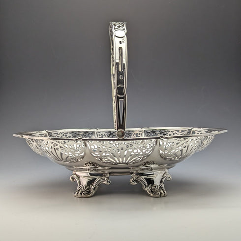 1907年 英国アンティーク 純銀製バスケット ピアス装飾 可動ハンドル 347g Walker&Hall