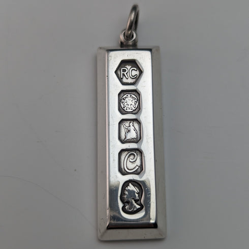 1977 年英國女王伊麗莎白二世 25 週年紀念純銀錠 32 克