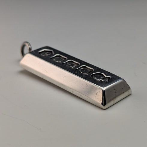 1977 年英國女王伊麗莎白二世 25 週年紀念純銀錠 32 克