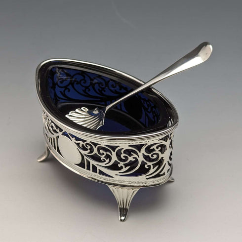 1906 British Antique Pure Silver & Bluegrass Salt Dish & Spoon Josiah Williams