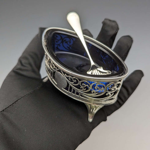 1906 British Antique Pure Silver & Bluegrass Salt Dish & Spoon Josiah Williams