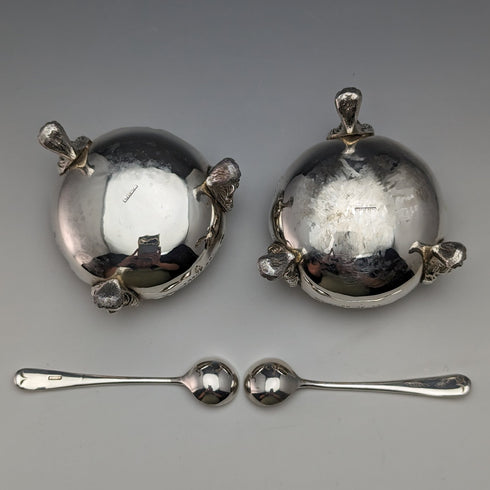 1900年頃 英国アンティーク シルバープレート ソルトディッシュ&スプーン ペア ケース入り