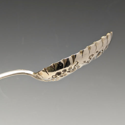 英国アンティーク 白蝶貝、シルバープレート製 クリスニングサービングカトラリー ケース入