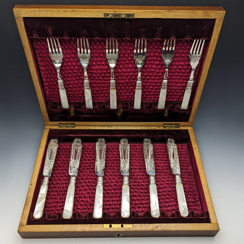 1890 年左右英國古董白色珍珠貝柄餐具 6 對套裝木盒 Joseph Elliot