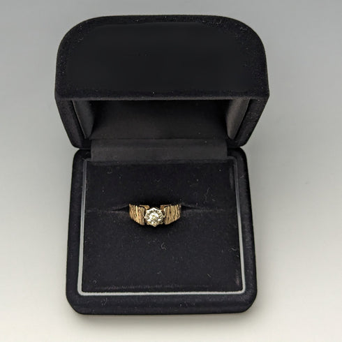 1972年英國復古珠寶鑽石K9金戒指(11號)訂婚戒指