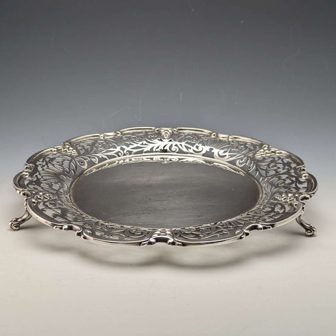 1905 British Antique Sterling Silver Earrings Salva Diameter 26cm 484g William Mammatt