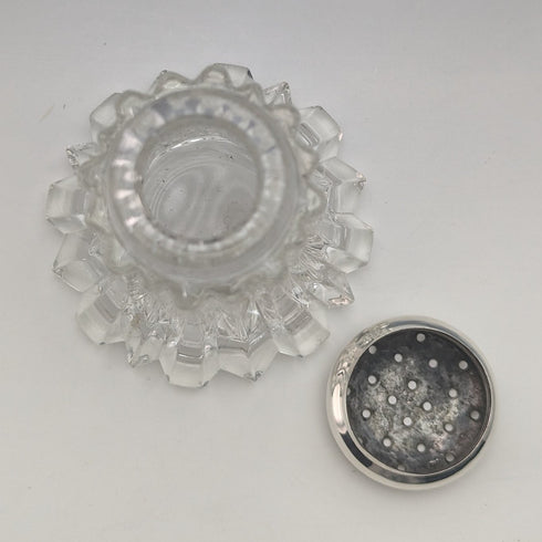 1906 年英國古董雕花玻璃調味品調味品純銀蓋子 WW Harrison