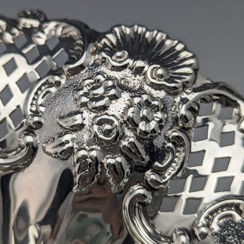 1901年 英国アンティーク 純銀製 脚付きディッシュ 182g William Davenport