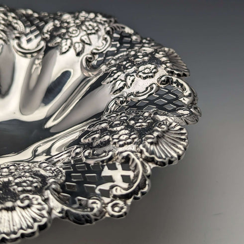 1901 British Antique Sterling Silver Stem Dish 182g William Davenport