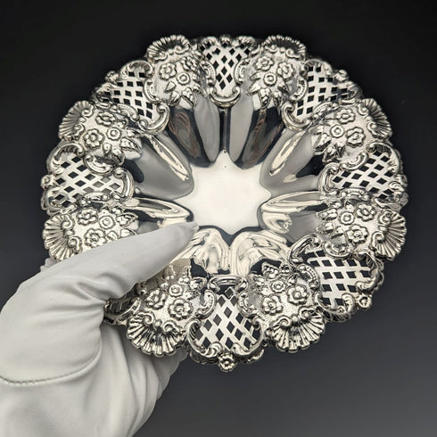 1901年 英国アンティーク 純銀製 脚付きディッシュ 182g William Davenport