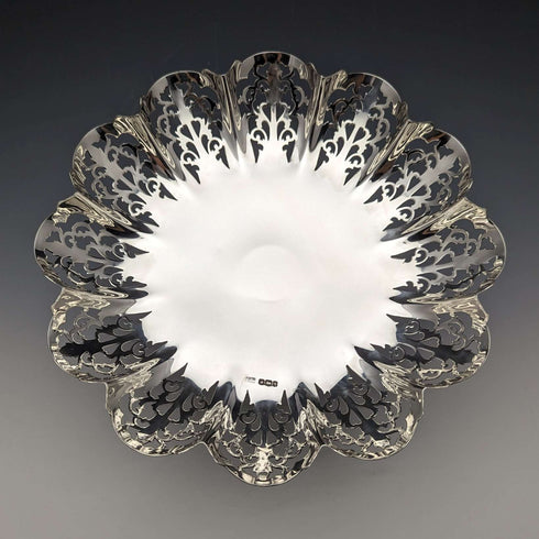 1933 British Vintage Sterling Silver Compote/Tazza 428g Diameter 24cm Viners